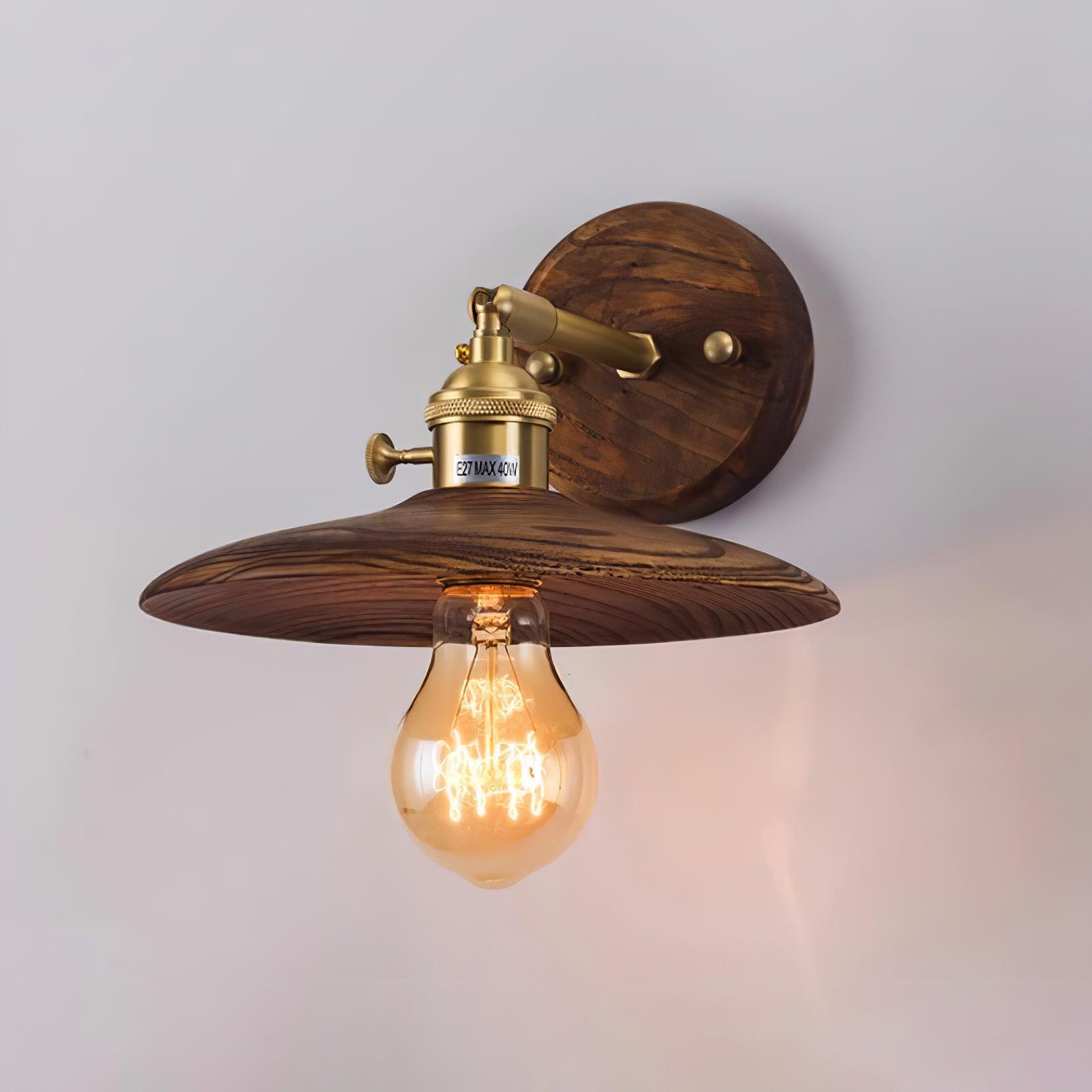Coniwa Wooden Wall Light