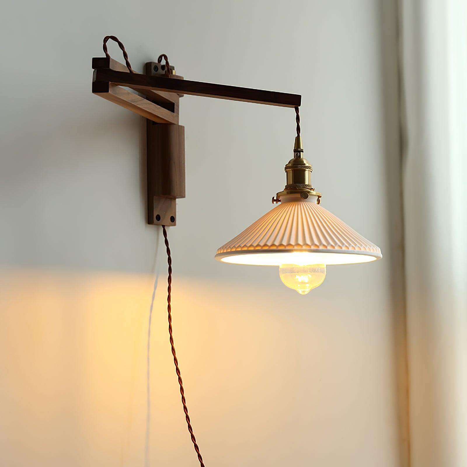 Droven Wall Light