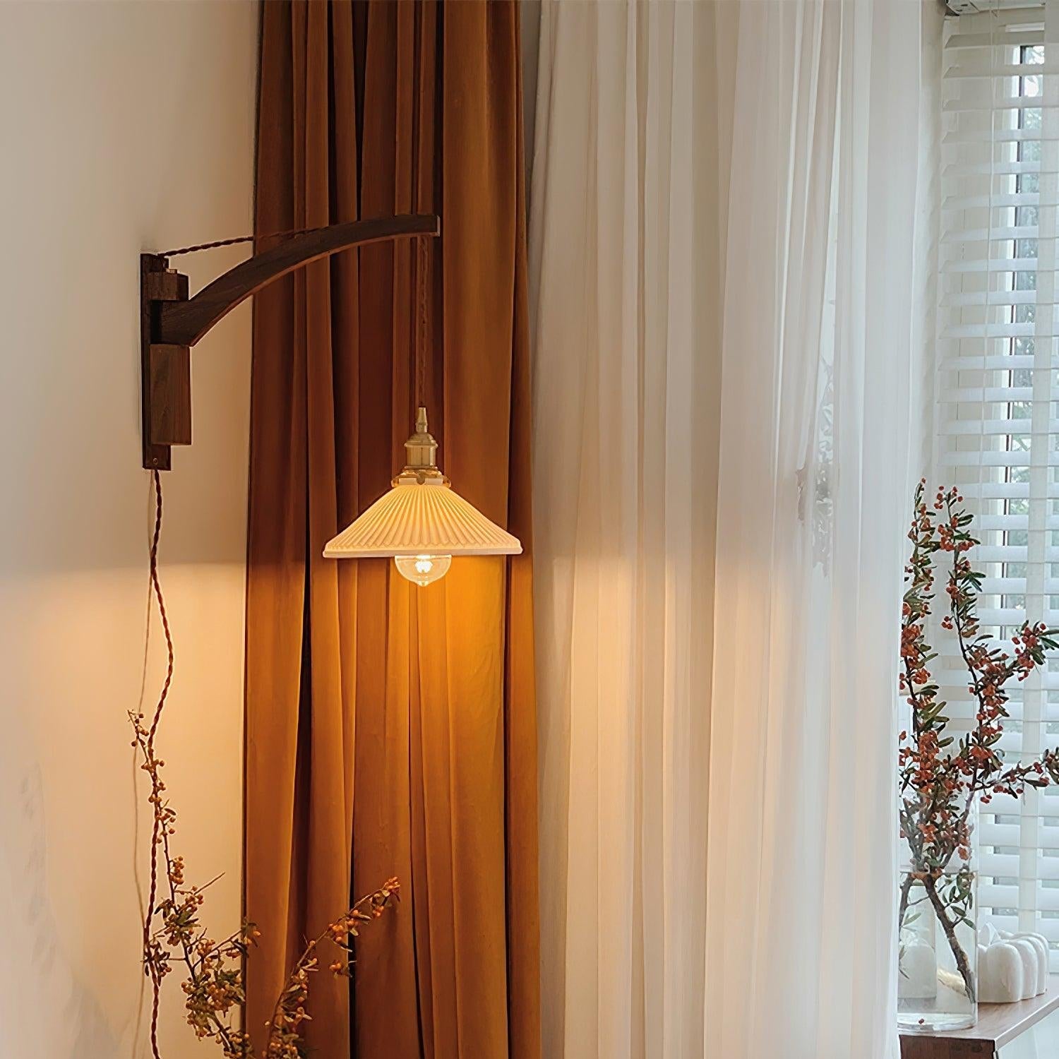 Wamose Wall Light