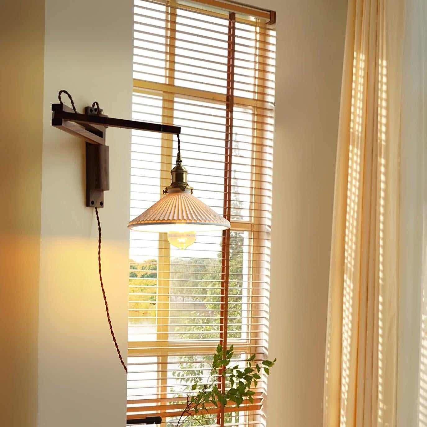 Wamose Wall Light