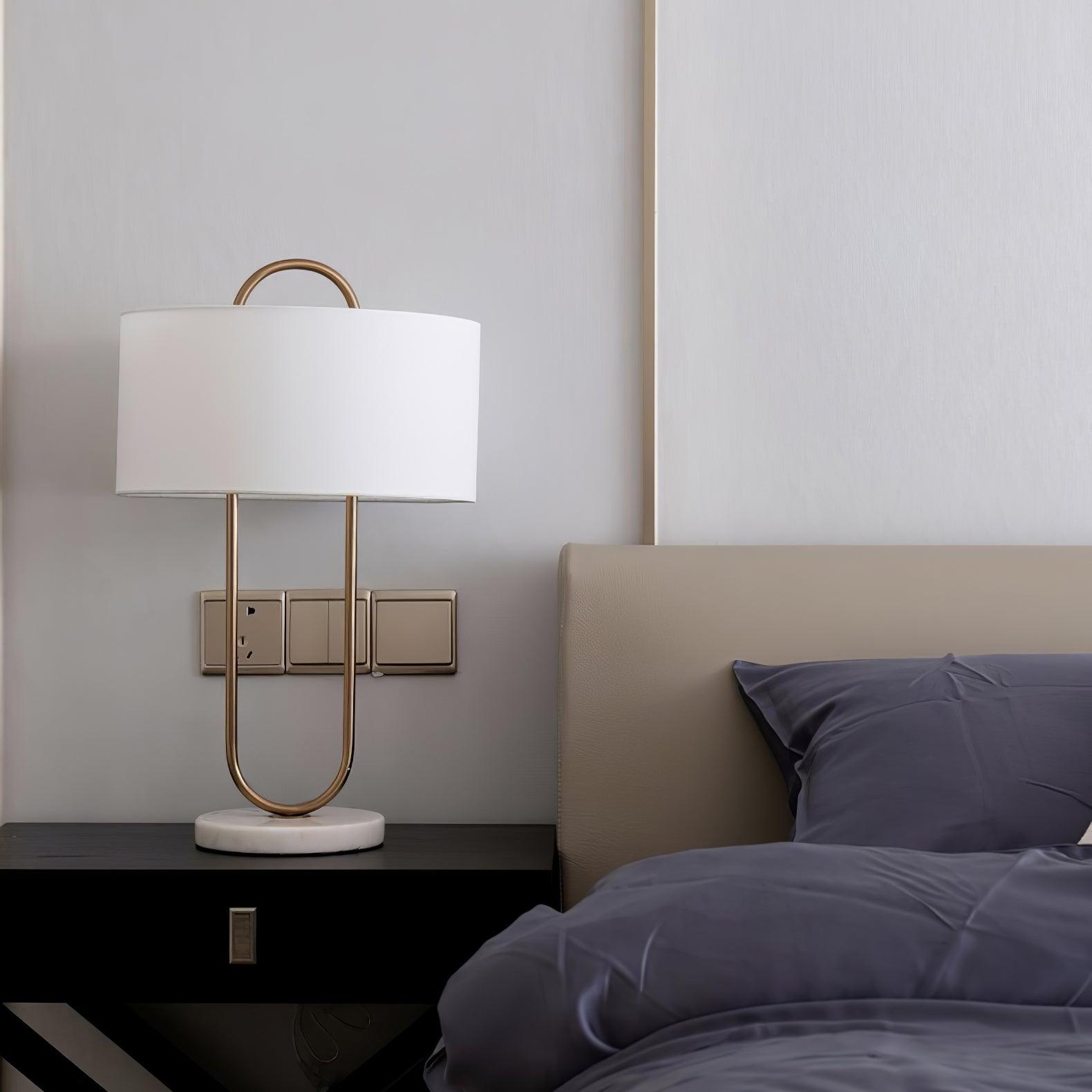 Valnesso Table Lamp