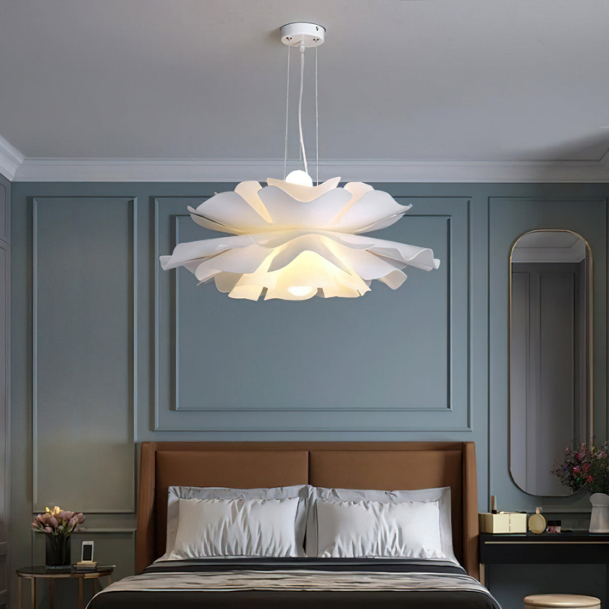 Aldale Lotus Pendant Light