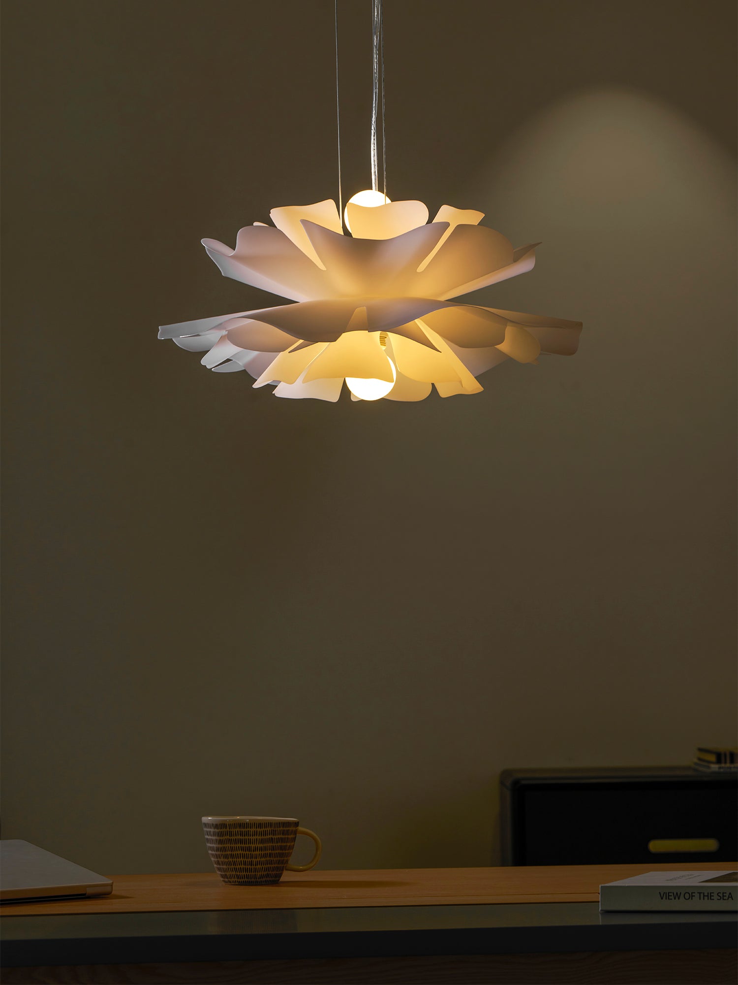 Aldale Lotus Pendant Light