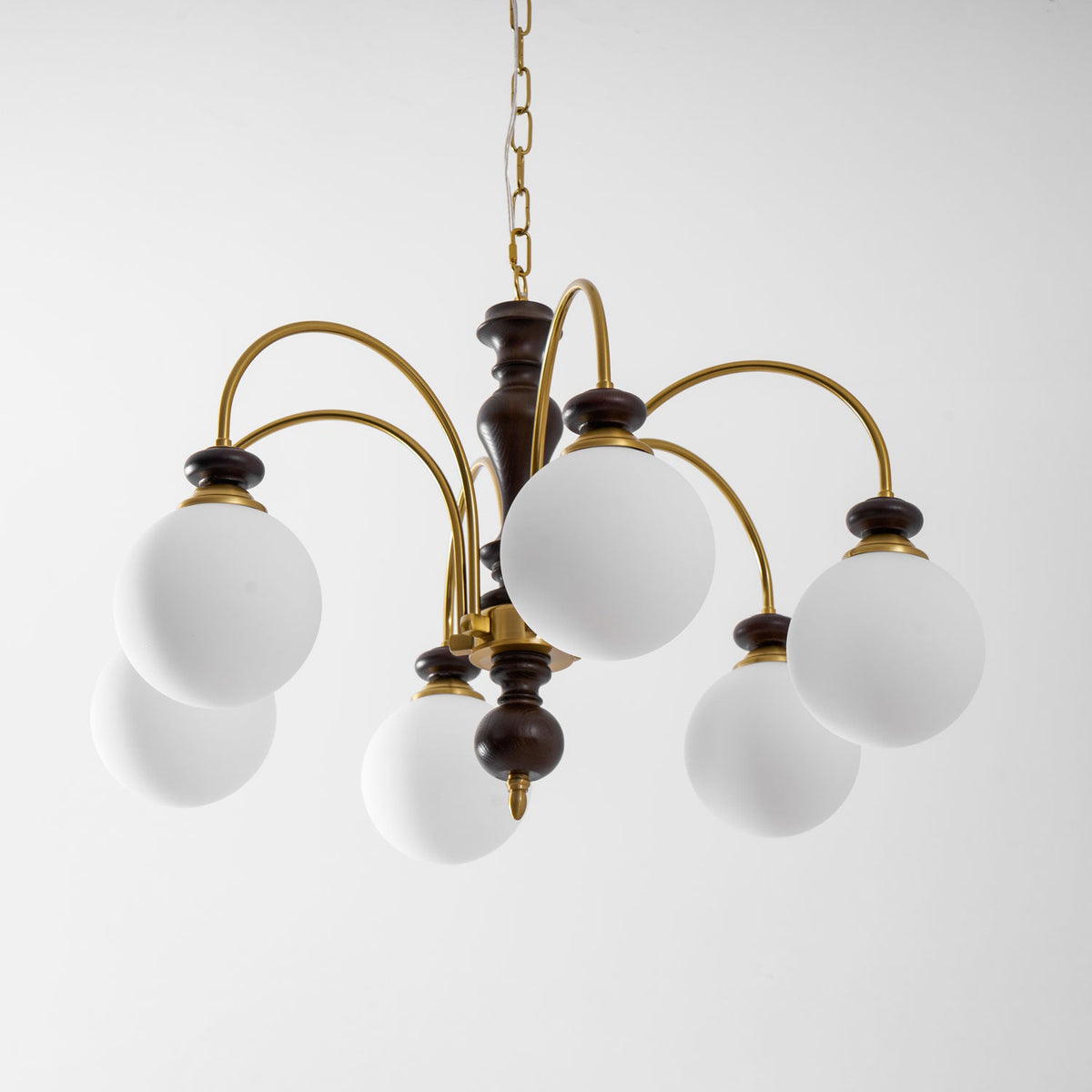 Briioar Classic Chandelier