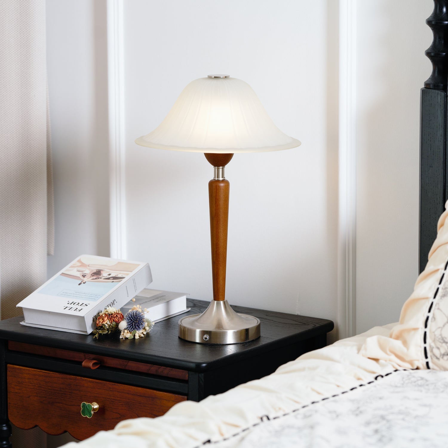 Wismo Vintage Table Lamp