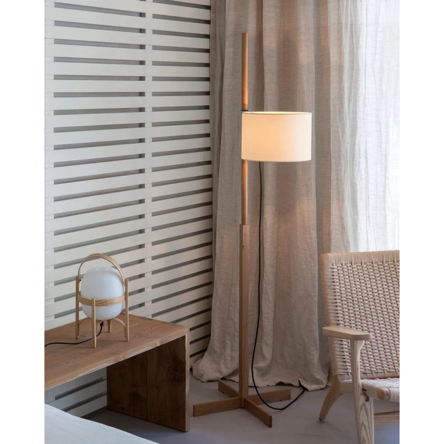 Casvani Floor Lamp