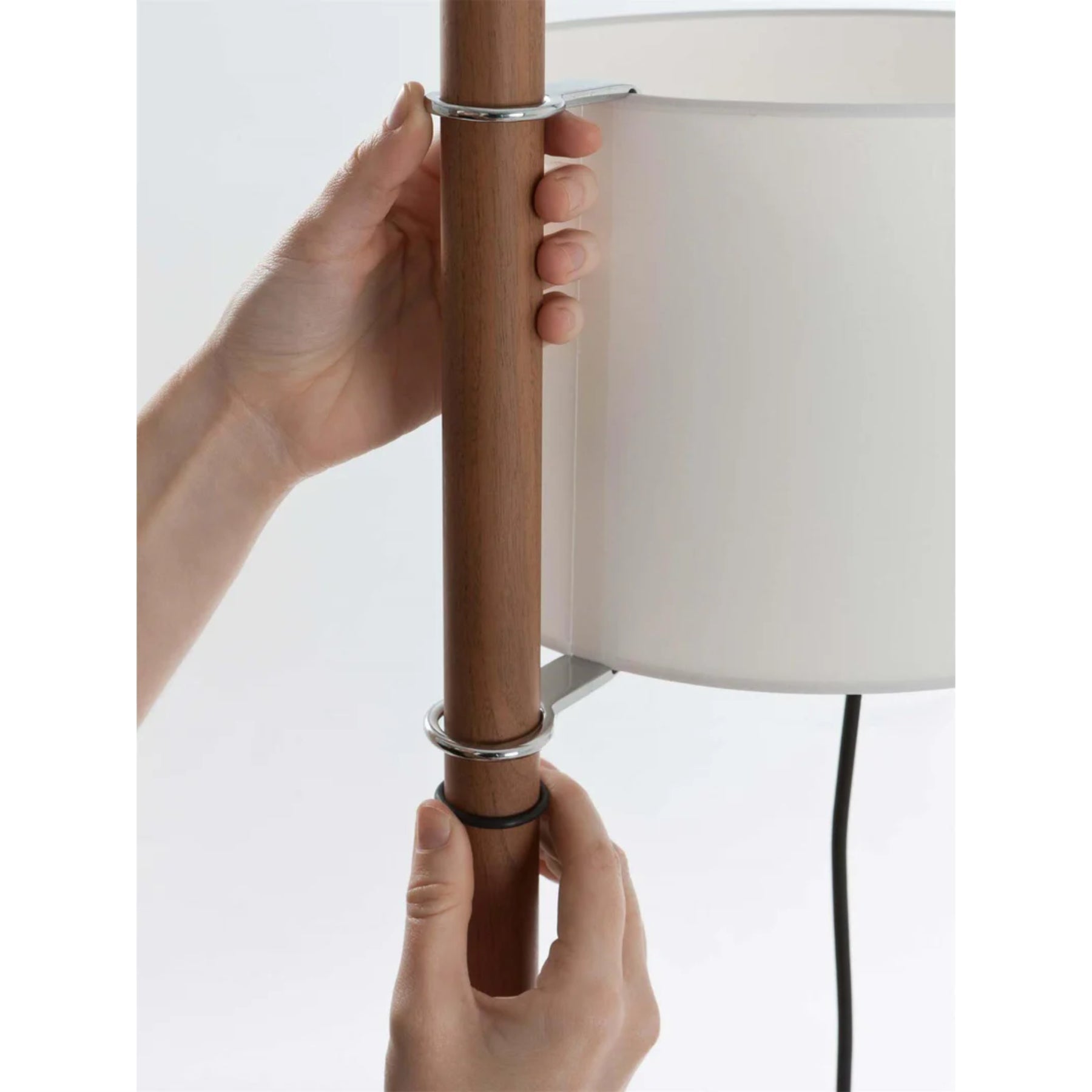 Casvani Floor Lamp