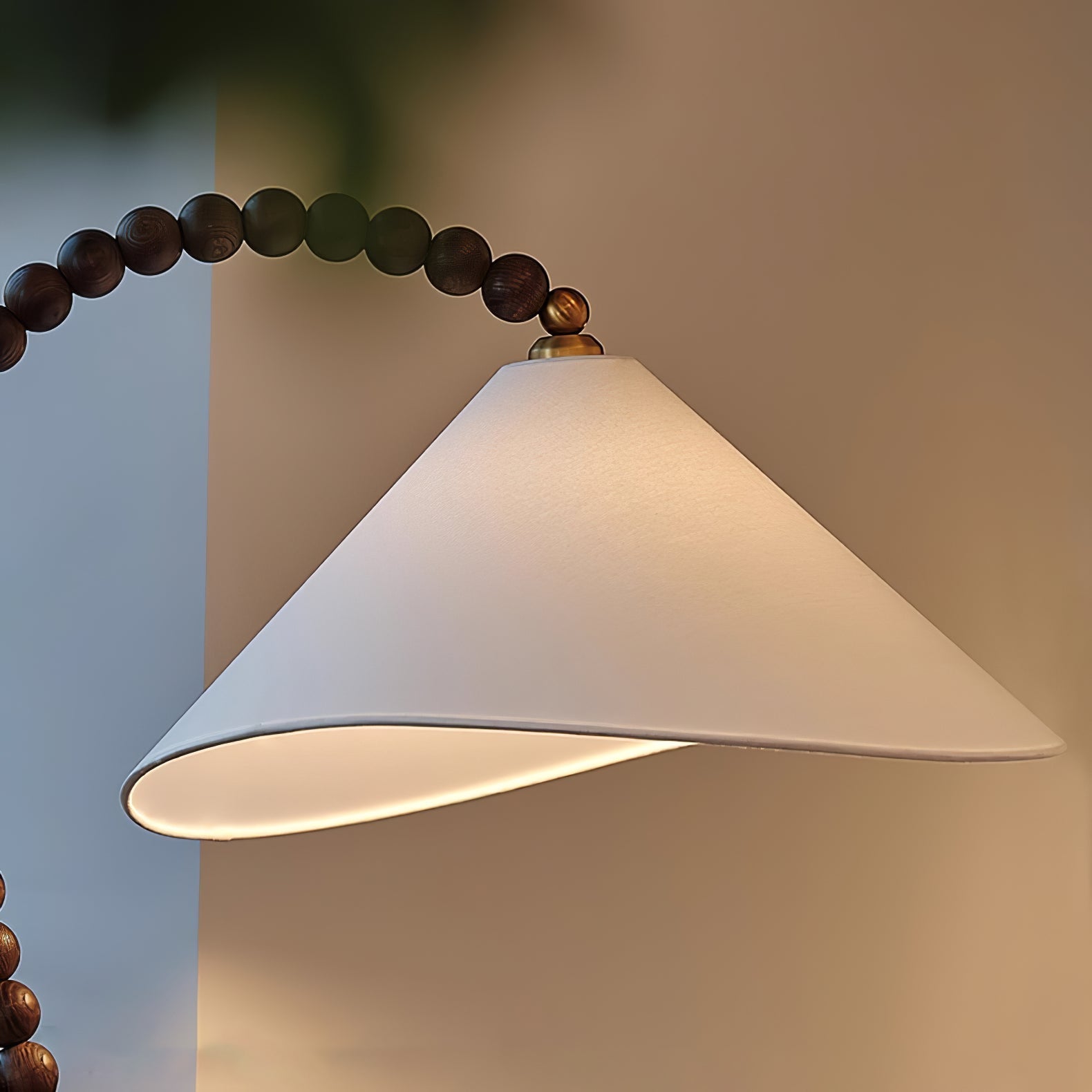 Ballsan Floor Lamp