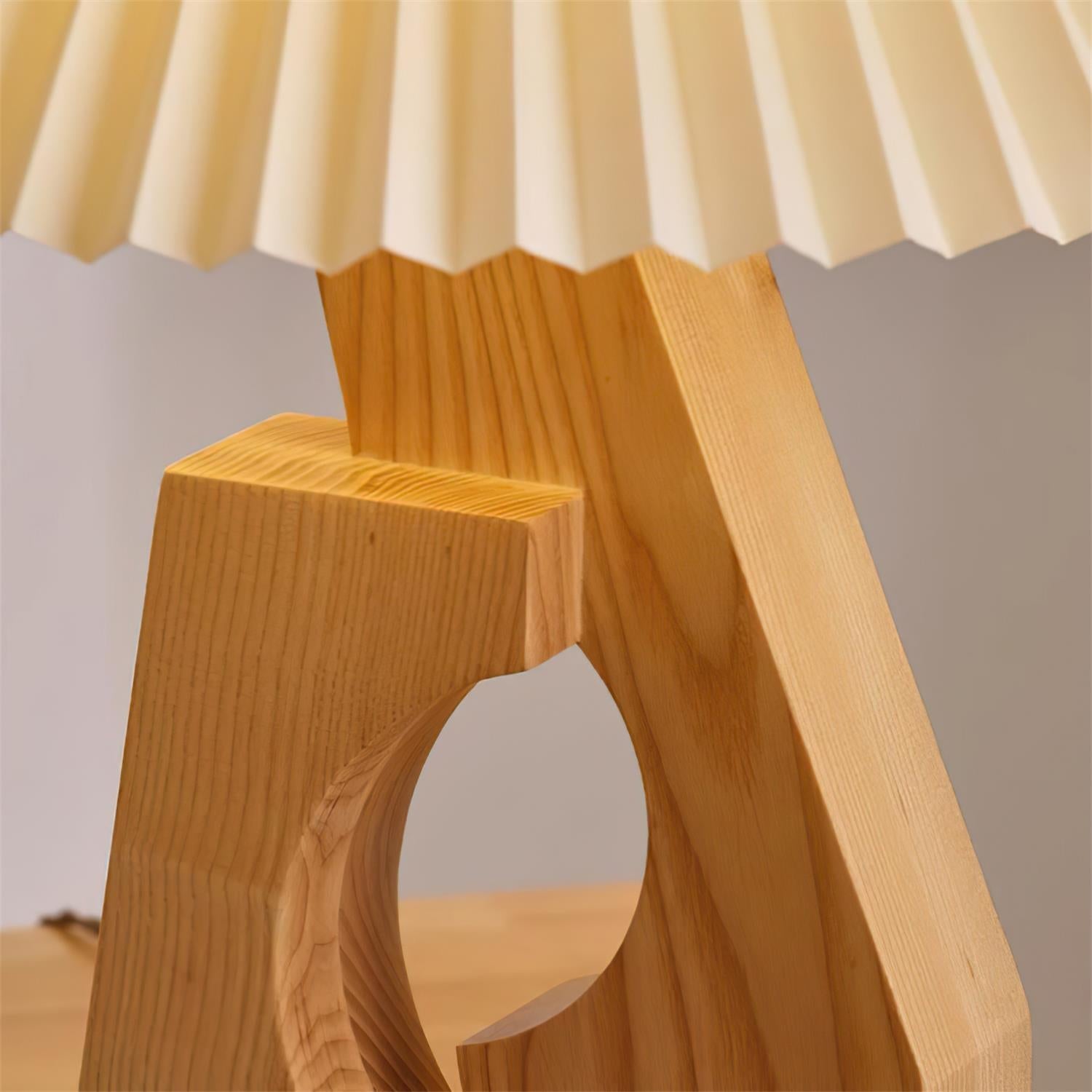 Zelayn Ribbed Table Lamp