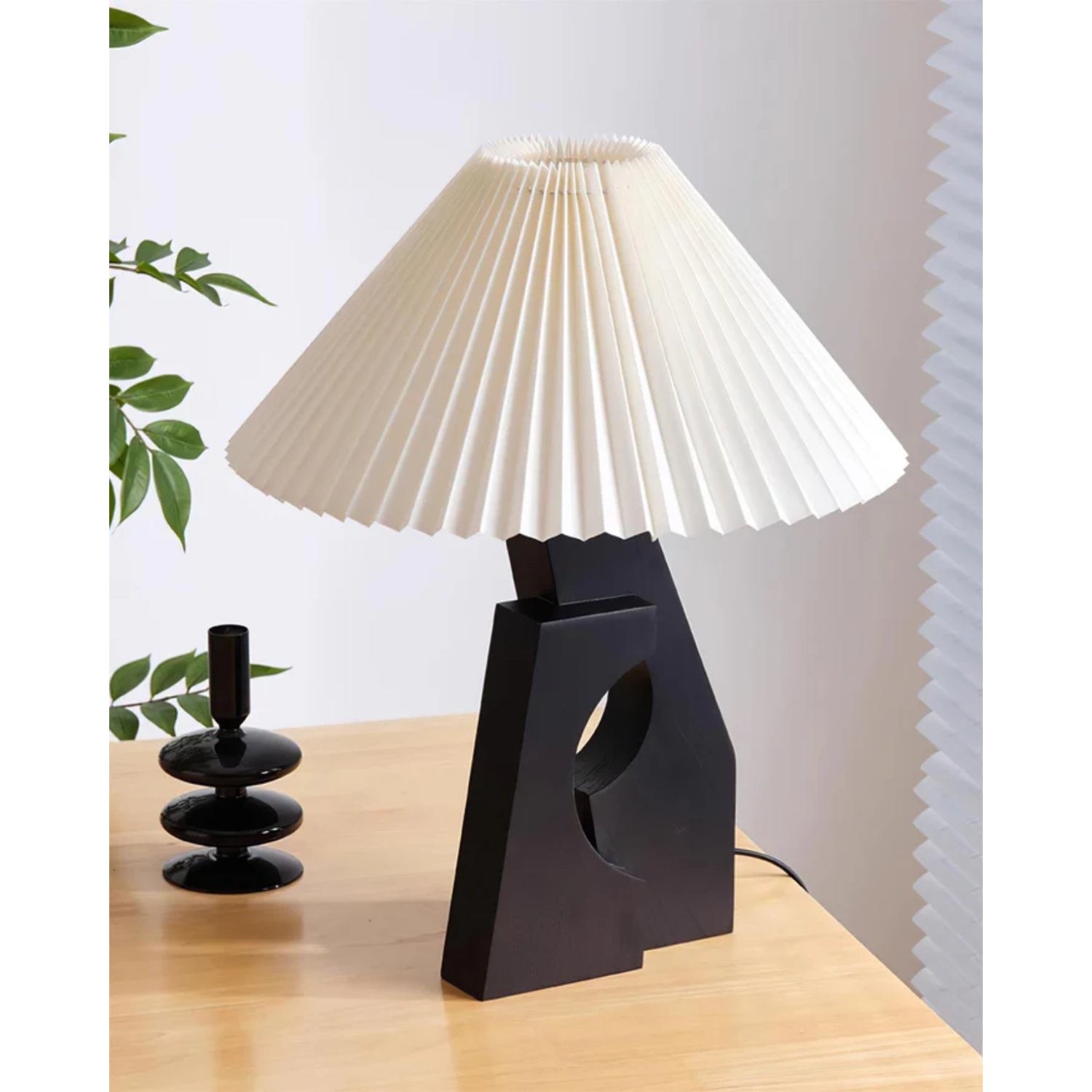 Zelayn Ribbed Table Lamp
