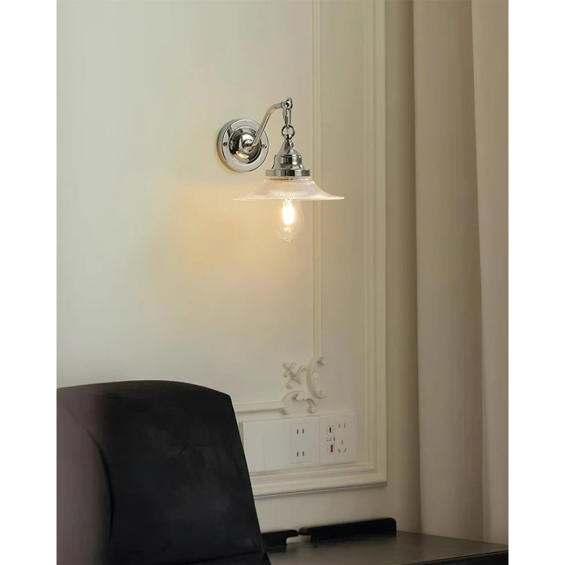 Jolessa Wall Light