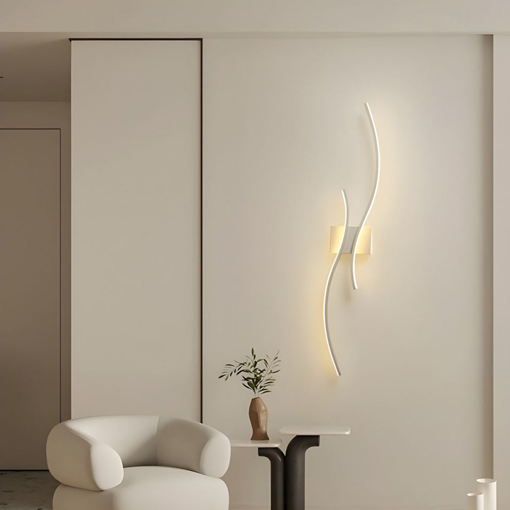 Gillon Wavy Wall Light
