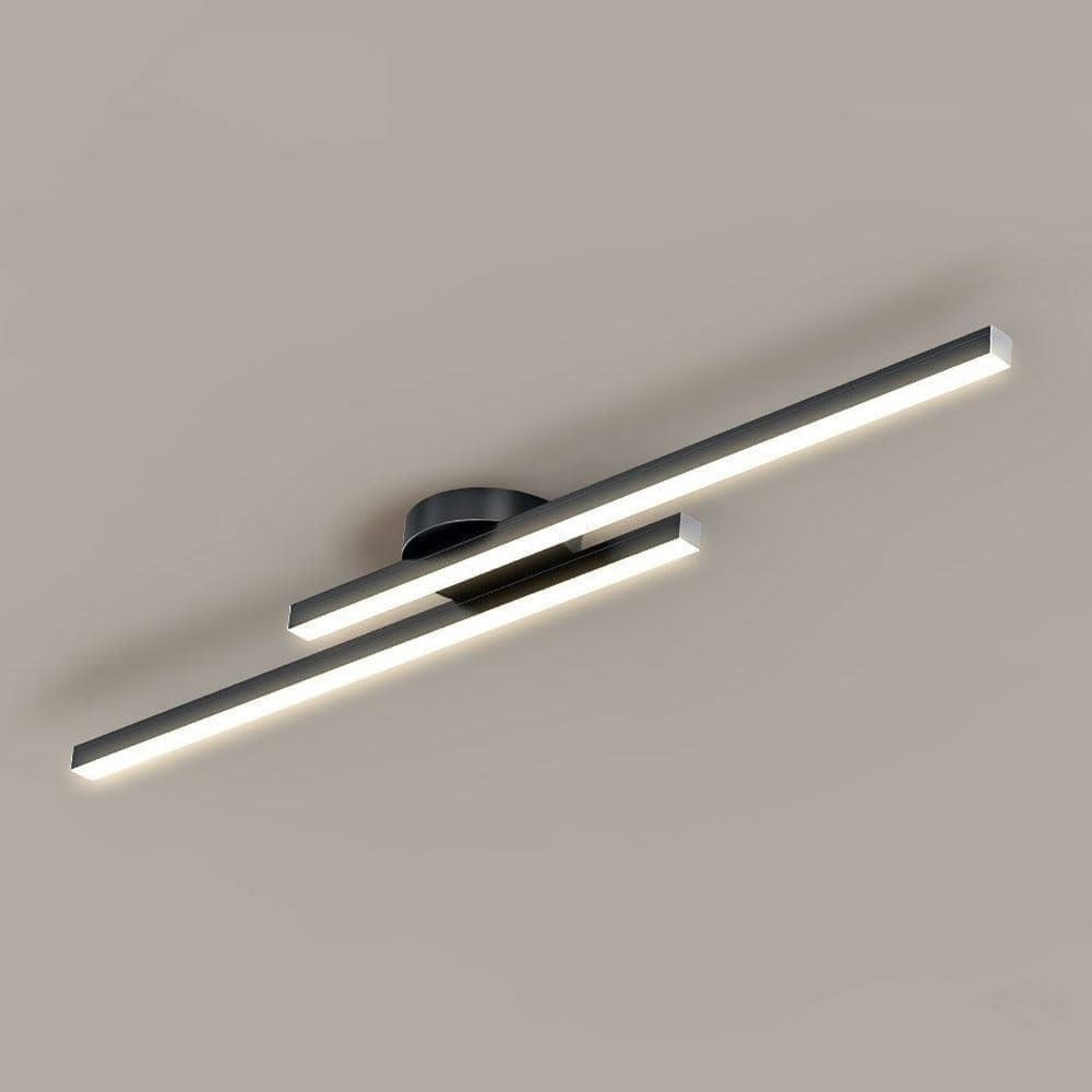 Longstrip Ceiling Light