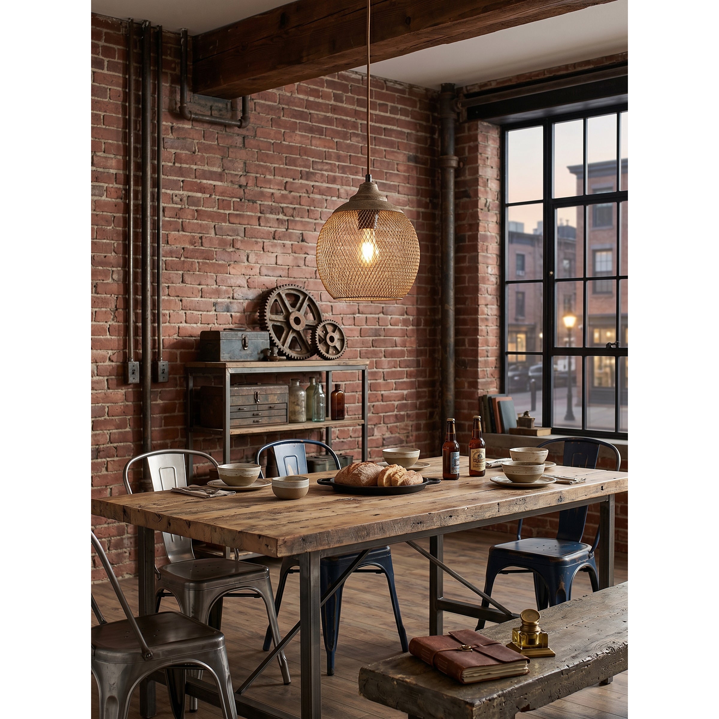 Lonester Mesh Pendant Light