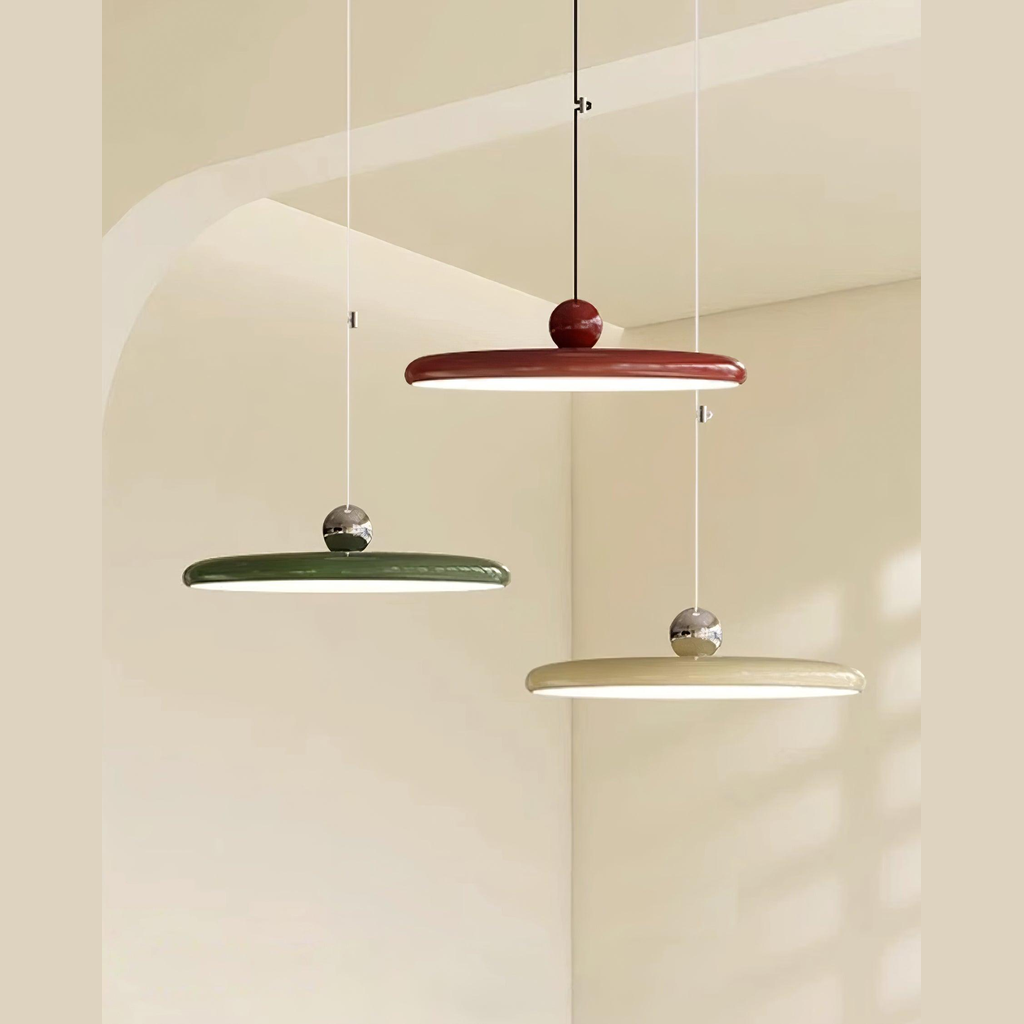Oakalas Pendant Light