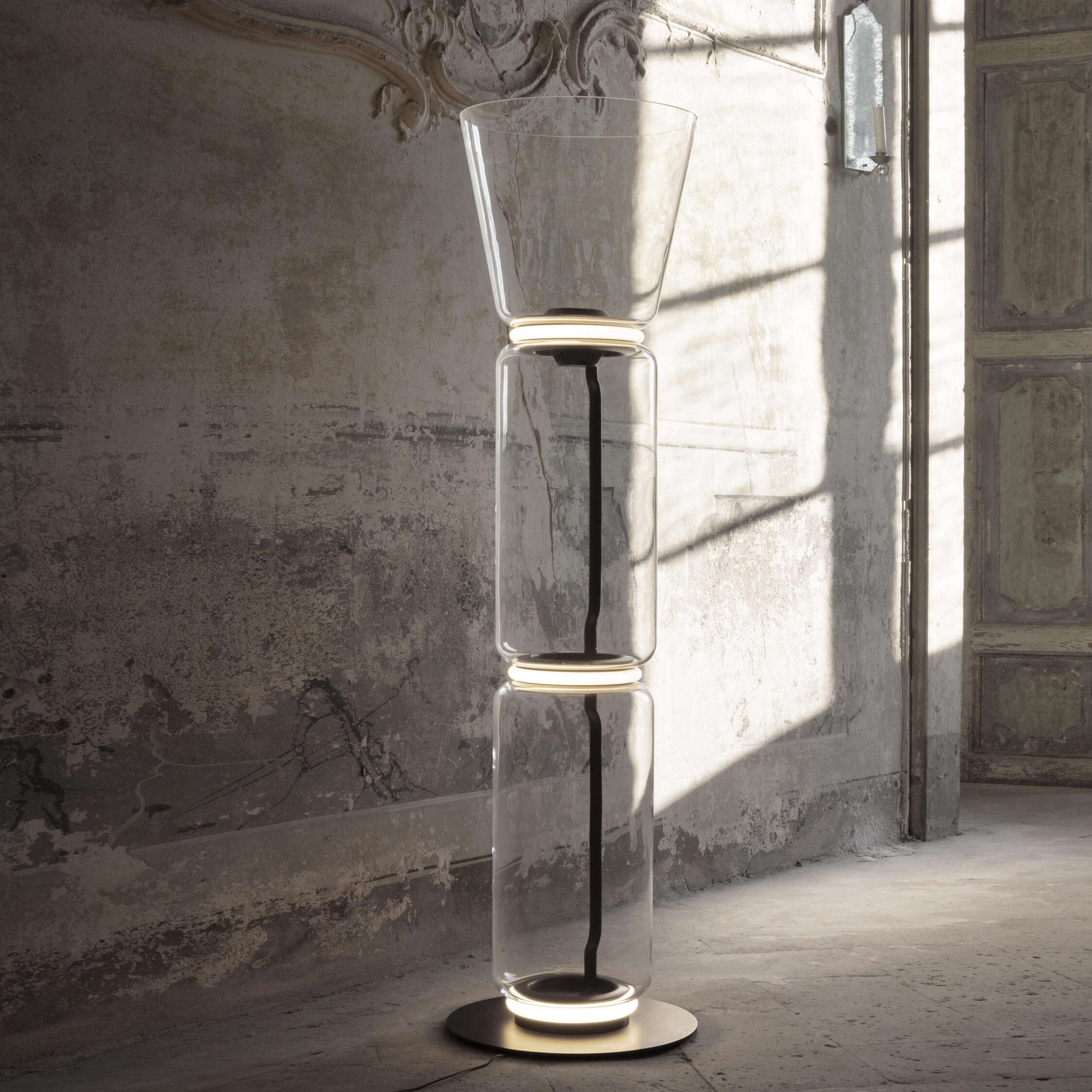 Teyylino Cylindrical Glass Floor Lamp
