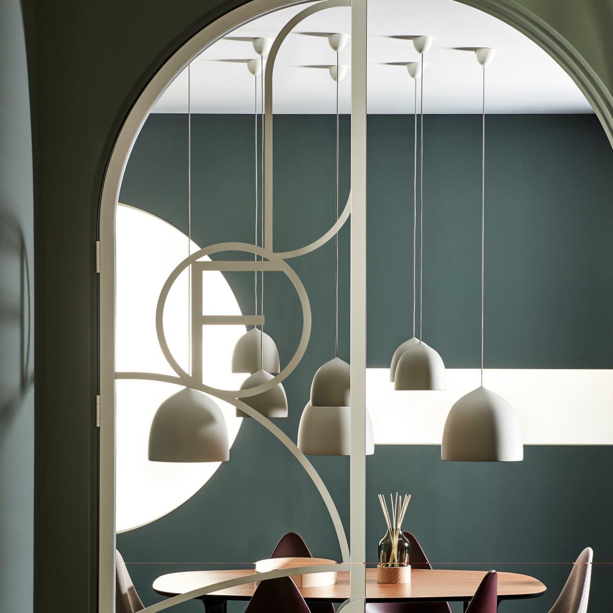 Avira Pendant Light