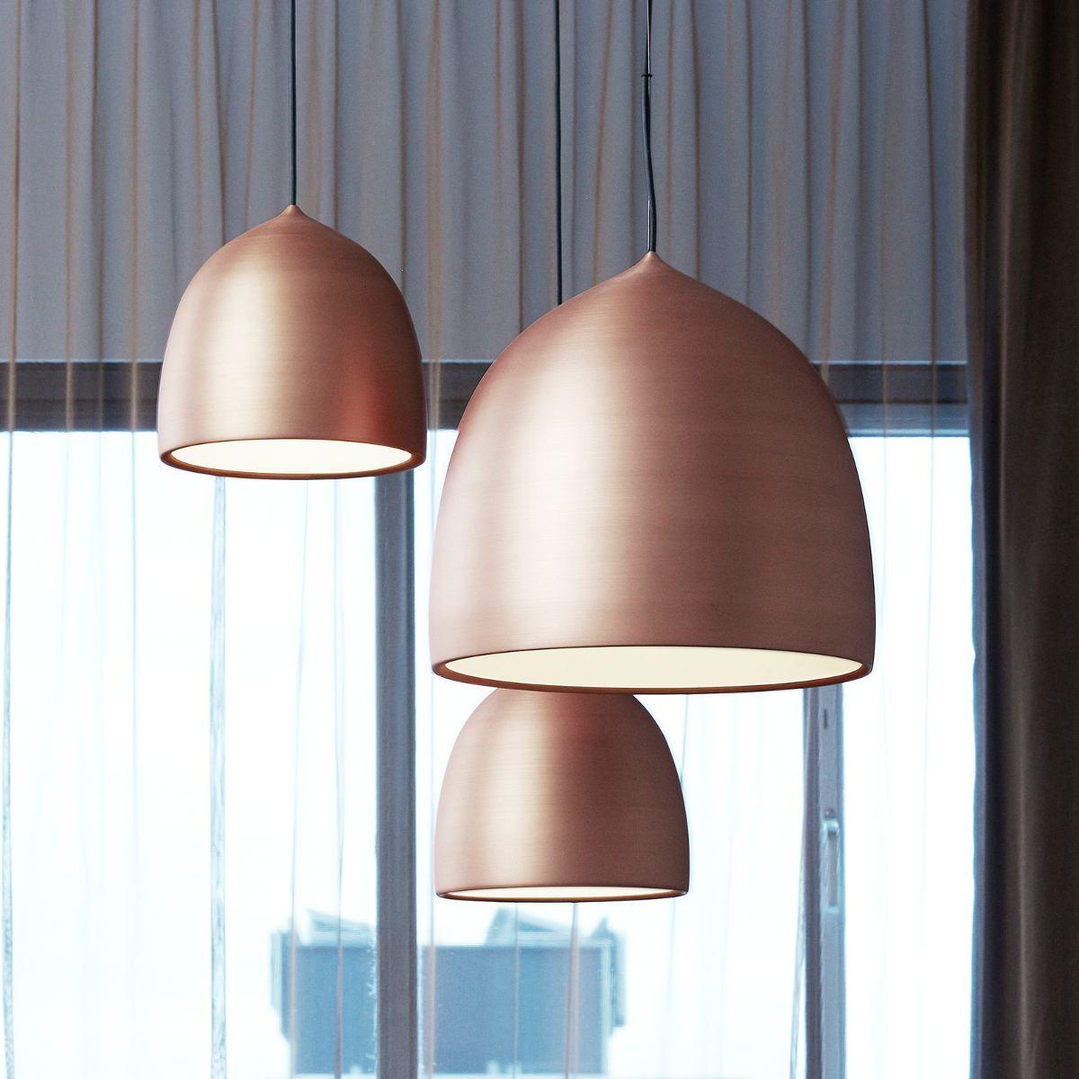 Avira Pendant Light