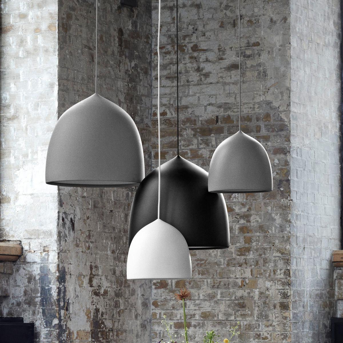 Avira Pendant Light