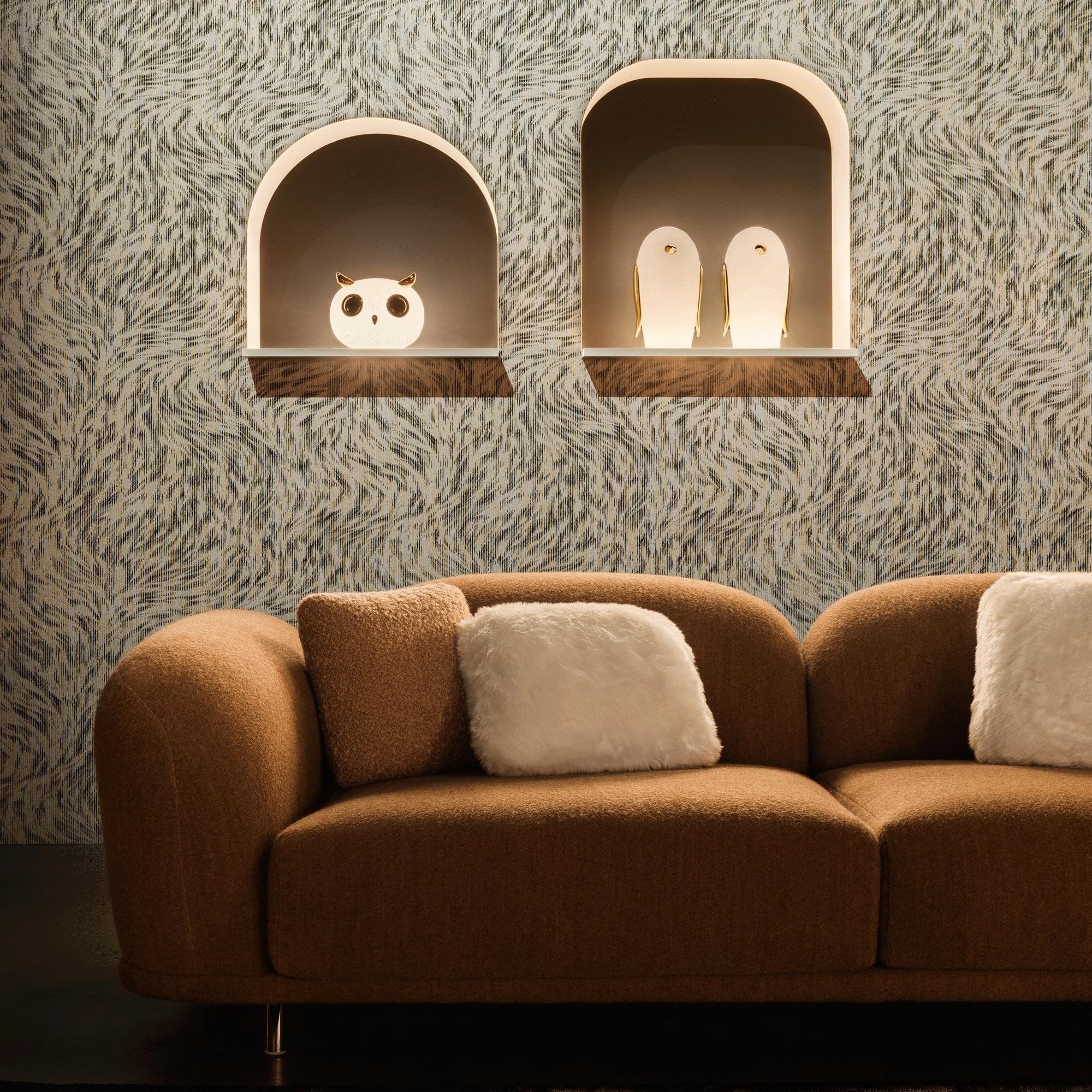 Penguin Design Table Lamp