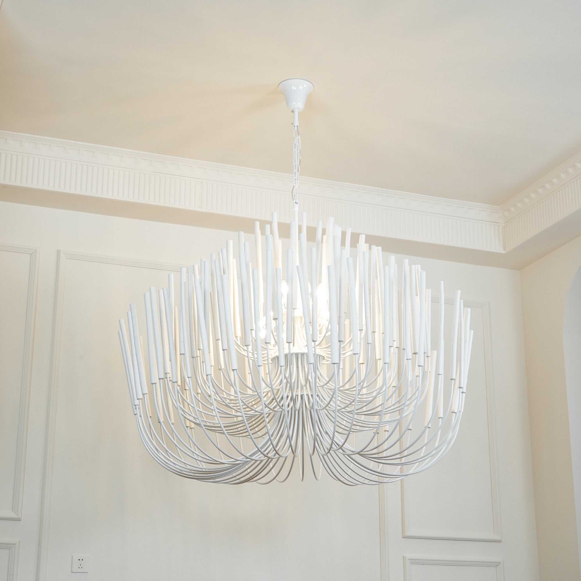 Linerton Chandelier