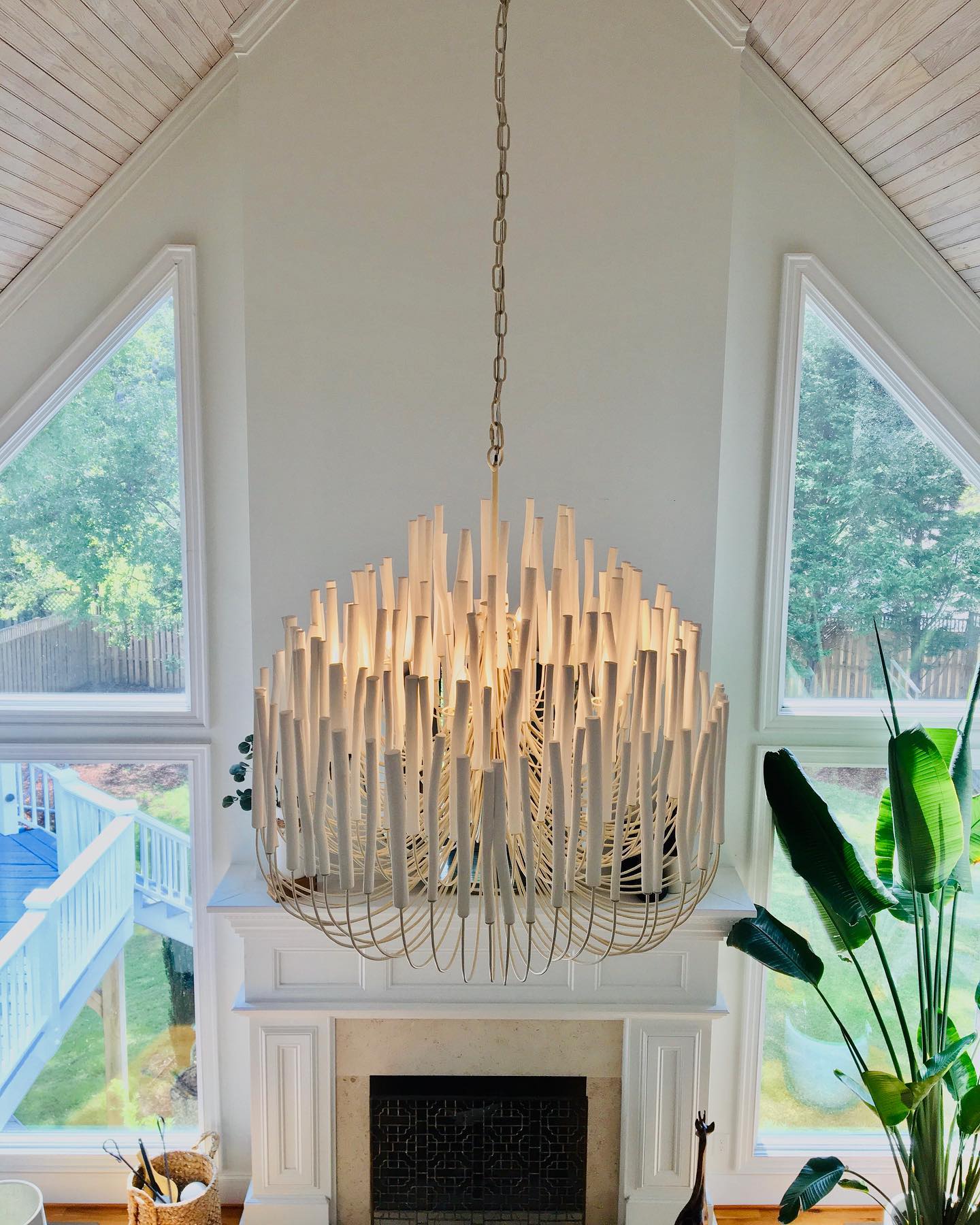 Linerton Chandelier